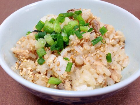 さばの味噌煮で☆さばとごまの混ぜご飯